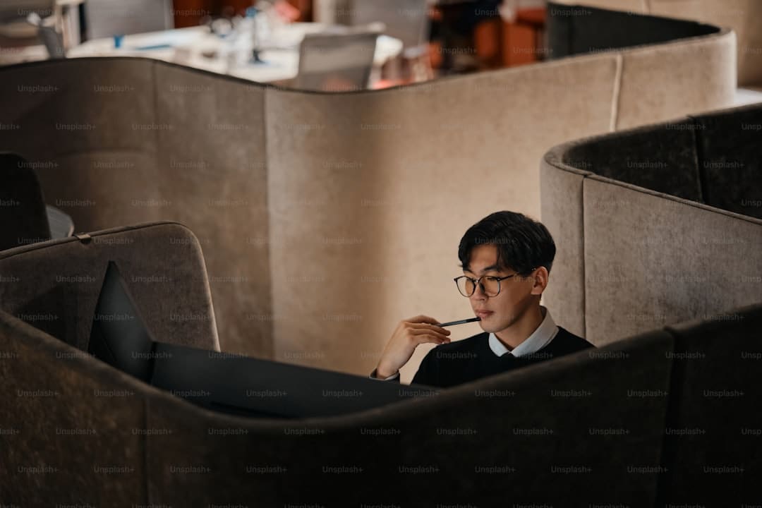 权志龙时隔8年后回归 新歌唱中文歌词引热议